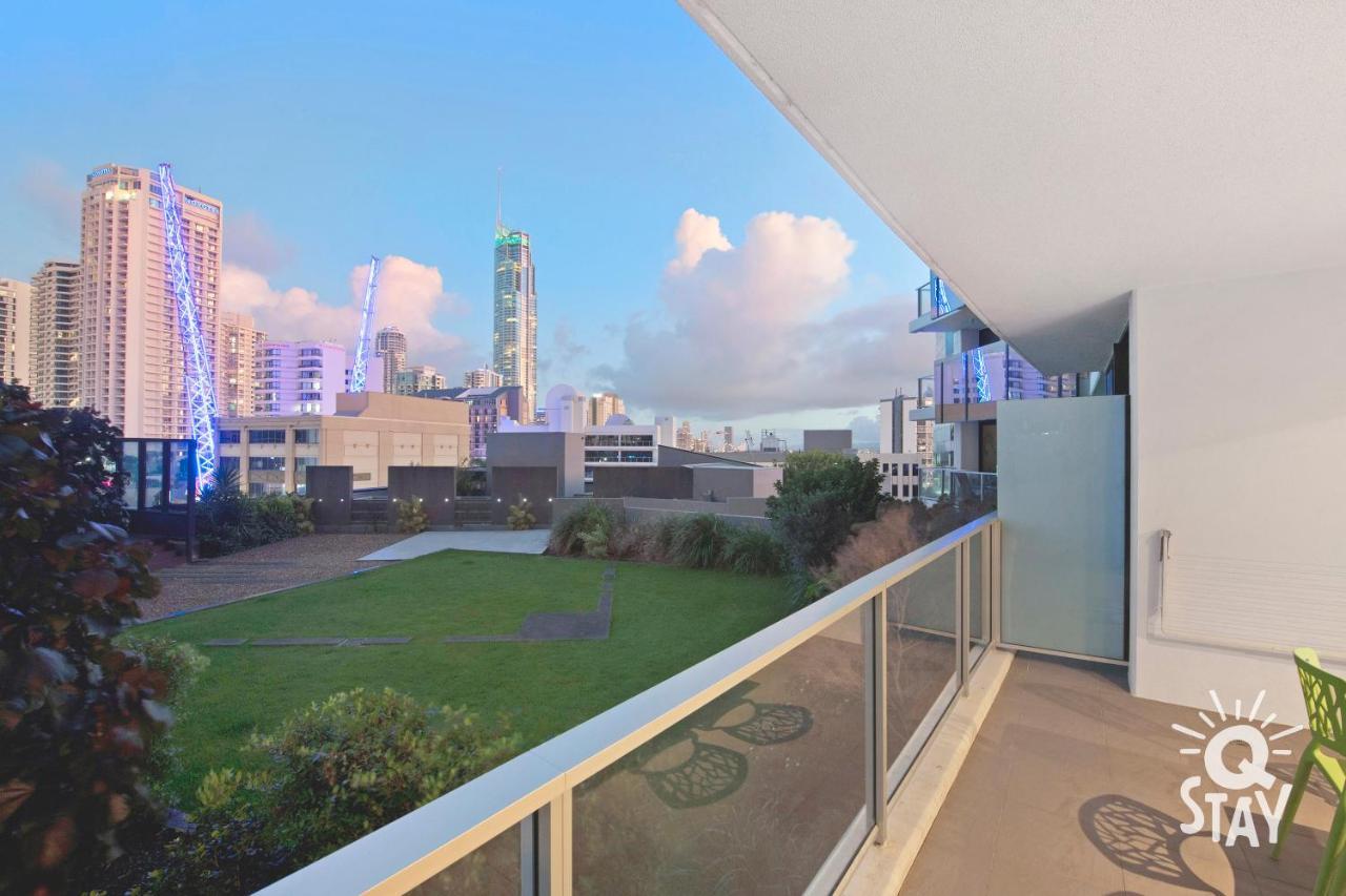 Kids Stay Free In Hinterland View 1 Bedroom Spa Apartment At Circle On Cavill - Q Stay 골드코스트 외부 사진