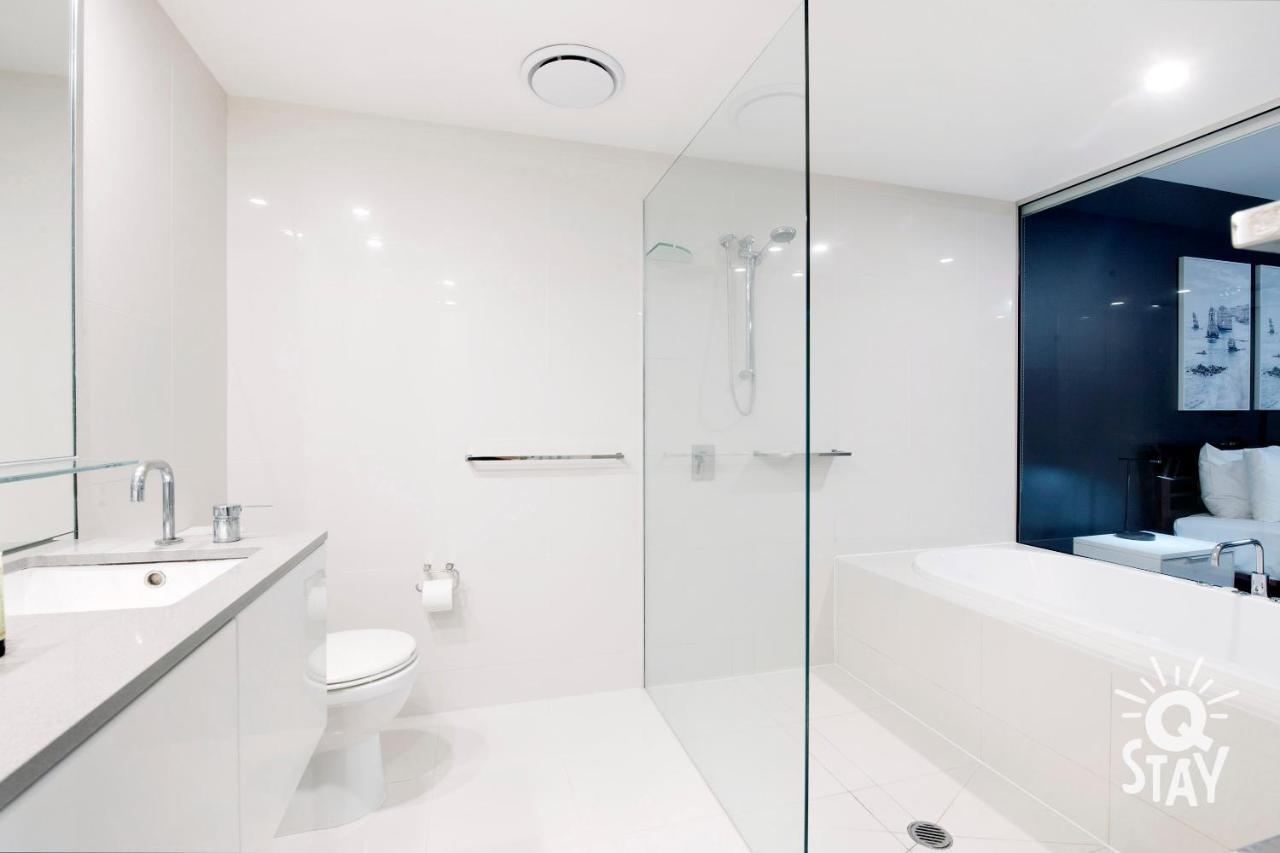 Kids Stay Free In Hinterland View 1 Bedroom Spa Apartment At Circle On Cavill - Q Stay 골드코스트 외부 사진