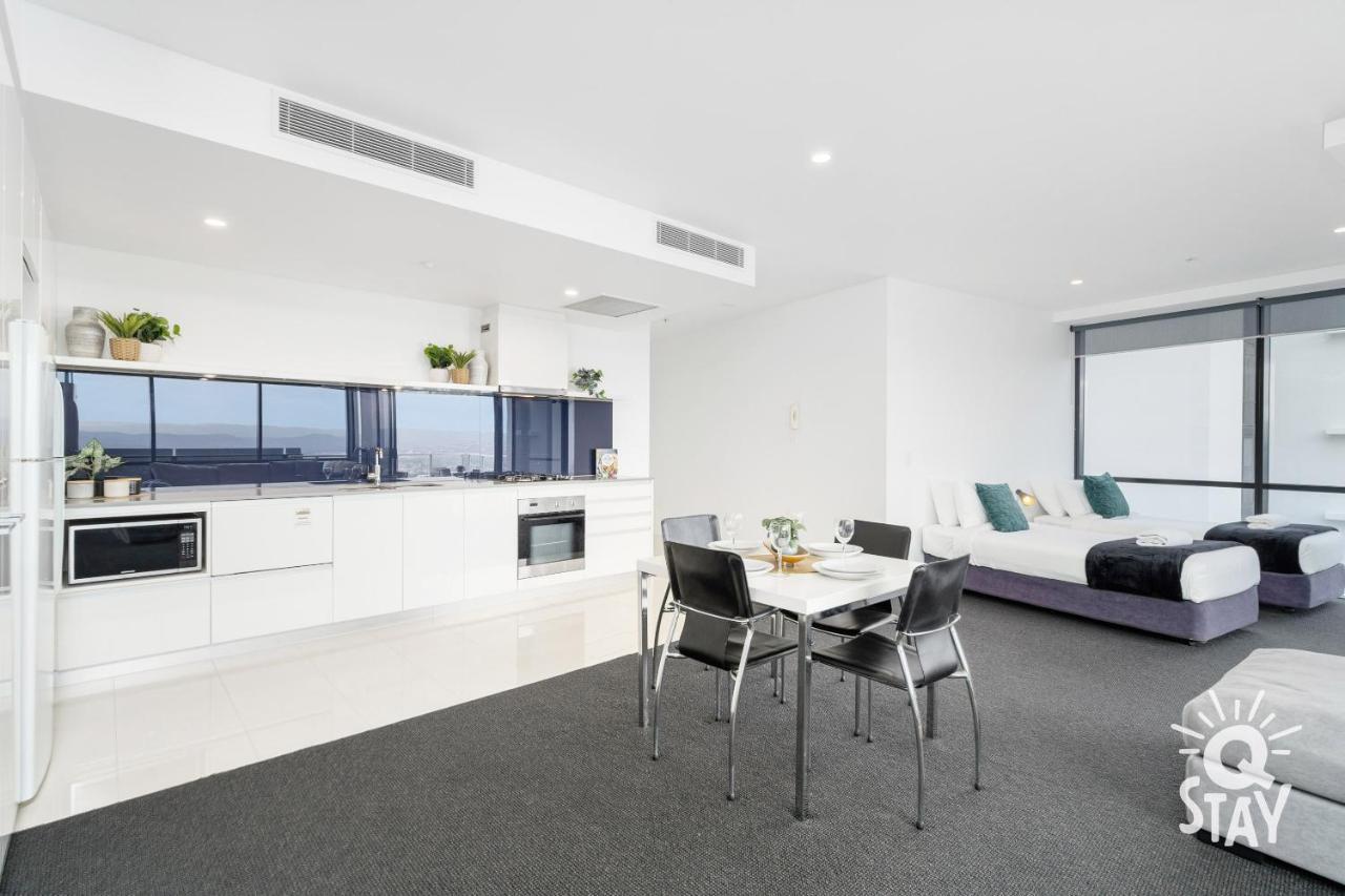 Kids Stay Free In Hinterland View 1 Bedroom Spa Apartment At Circle On Cavill - Q Stay 골드코스트 외부 사진