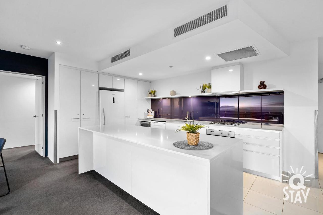 Kids Stay Free In Hinterland View 1 Bedroom Spa Apartment At Circle On Cavill - Q Stay 골드코스트 외부 사진